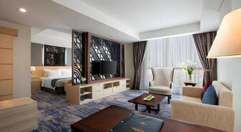 סמאראנג Hotel Grandhika Pemuda מראה חיצוני תמונה