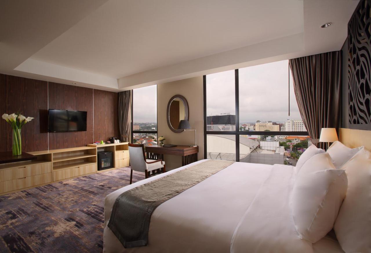 סמאראנג Hotel Grandhika Pemuda מראה חיצוני תמונה